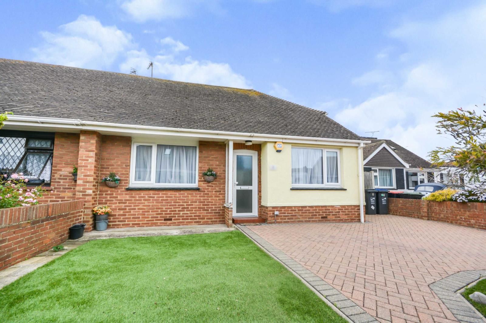 2 bed semidetached bungalow for sale in Dorothy Drive, Ramsgate, Kent