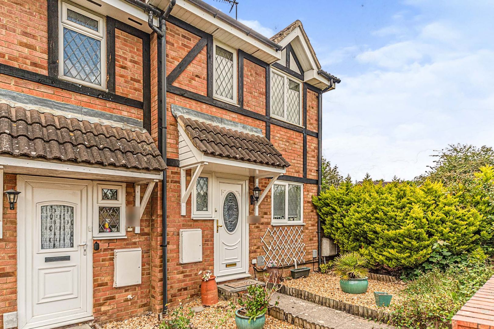 3 bed end terrace house for sale in Shearwater Close, Stevenage SG2