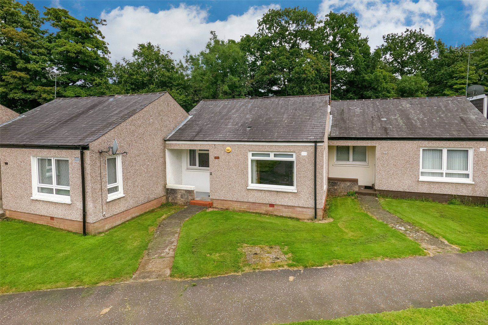 2 bed terraced house for sale in Clober Road, Milngavie, Glasgow, East