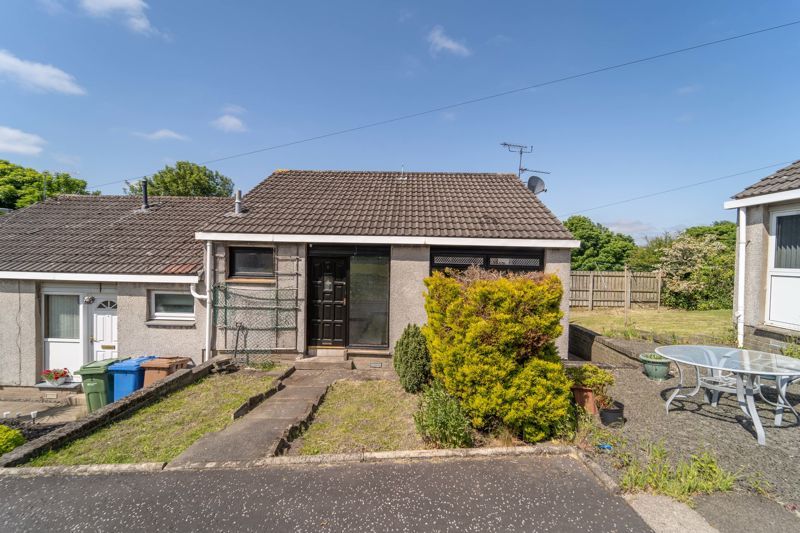 1 bed semidetached bungalow for sale in Willowdean, Bridgend