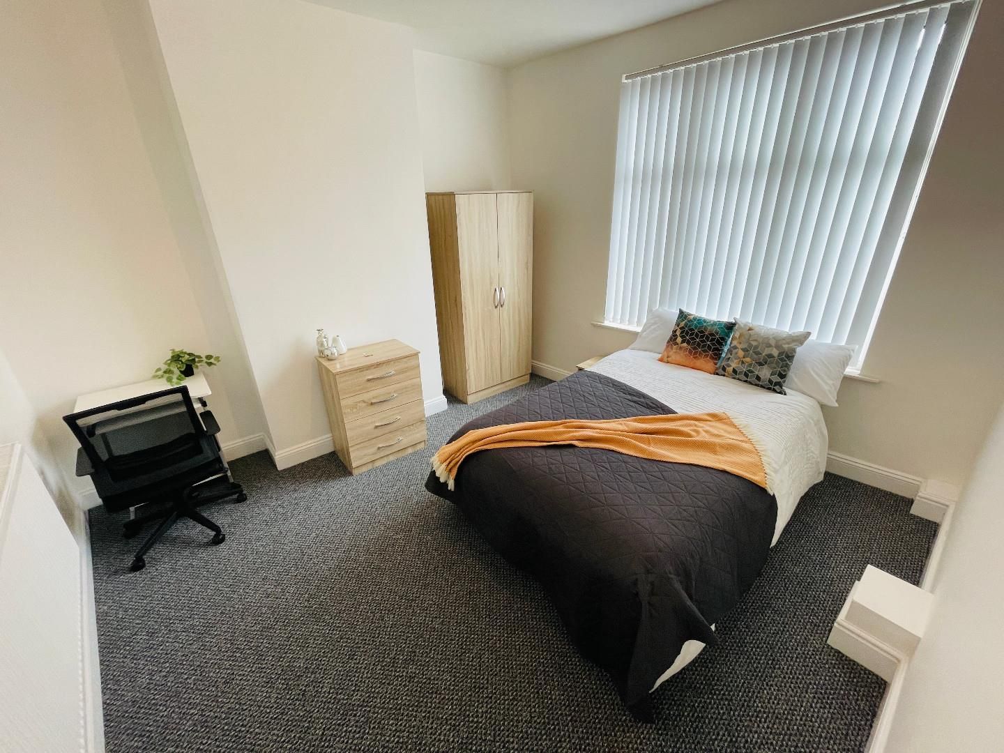 Room to rent in Princes Road, Hartshill, StokeOnTrent ST4 Zoopla