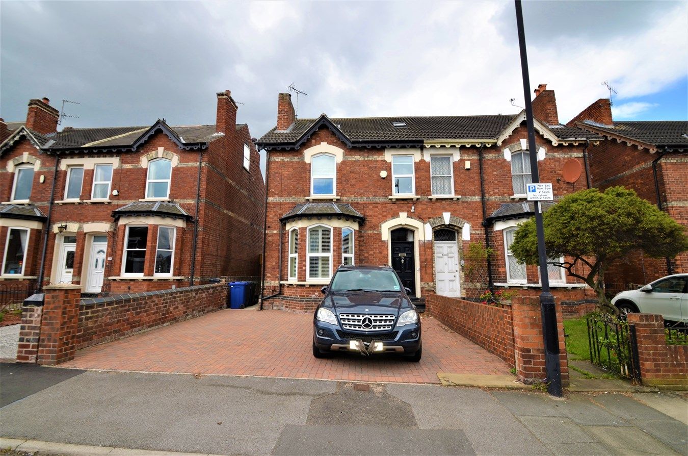 5 bed semidetached house for sale in Queens Road, Doncaster DN1 Zoopla