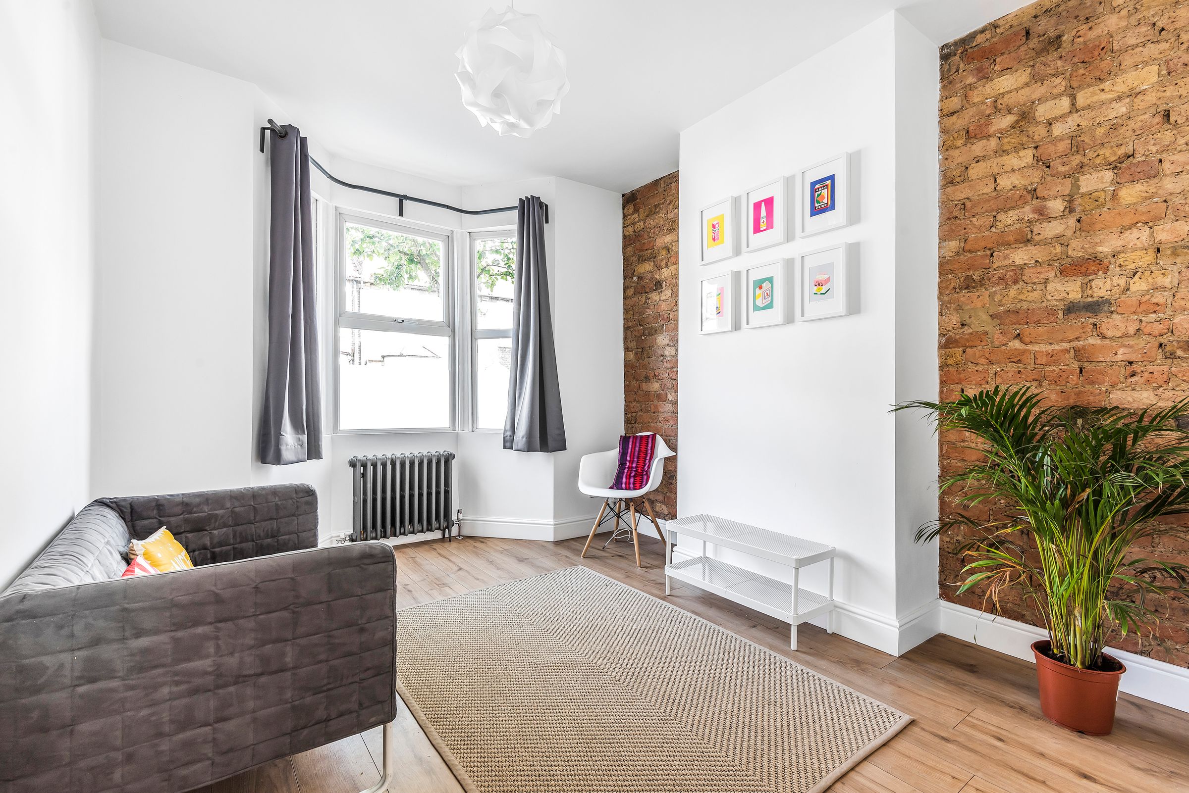 2 bed flat for sale in Oakdale Road, London E11 Zoopla