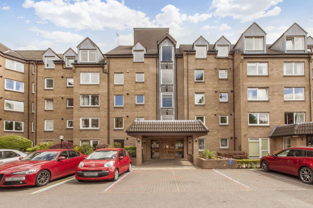 1/76 Homeross House, Mount Grange, Strathearn Road EH9  