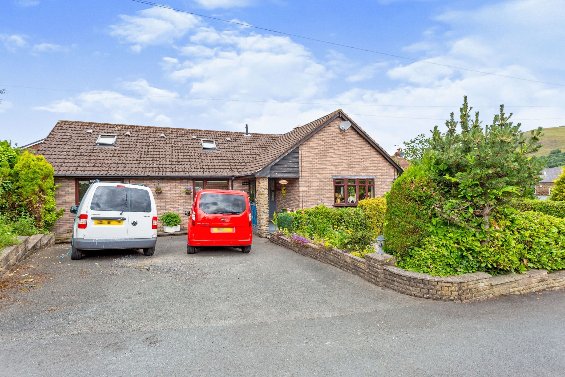 Detached house for sale in Horsforth Lane, Oldham OL3 Zoopla