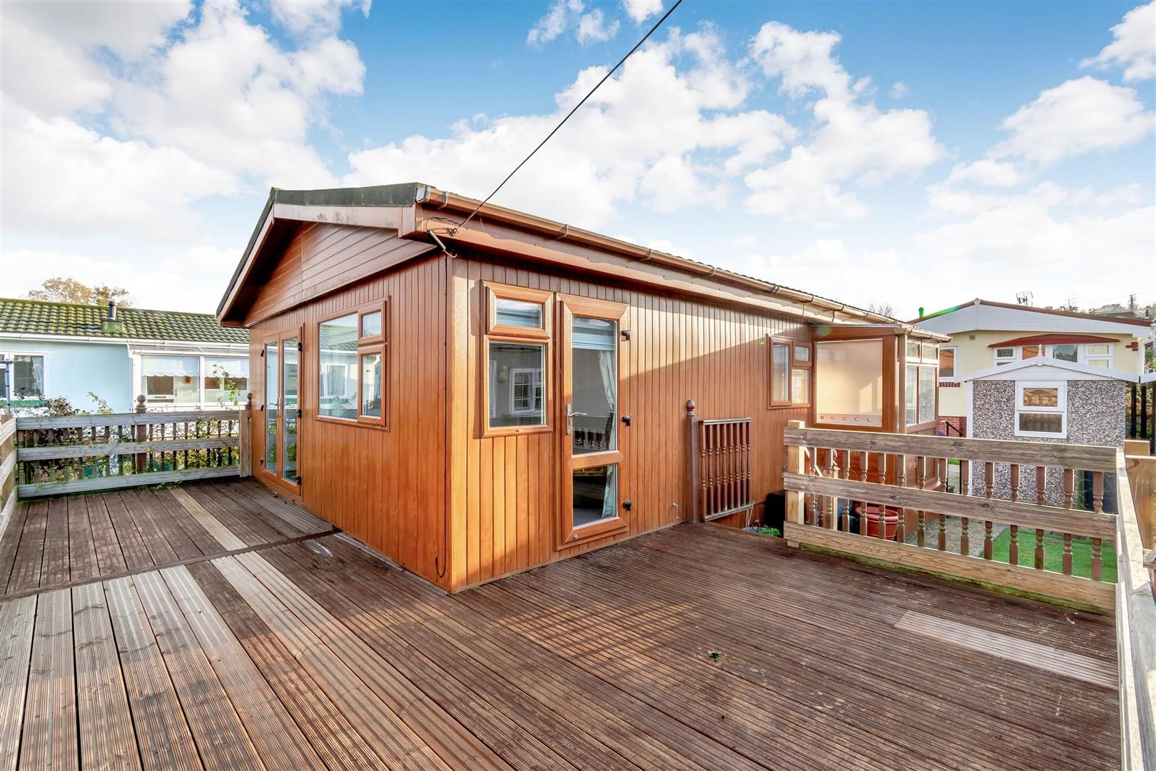 2 bed mobile/park home for sale in Lower Road, East Farleigh, Maidstone