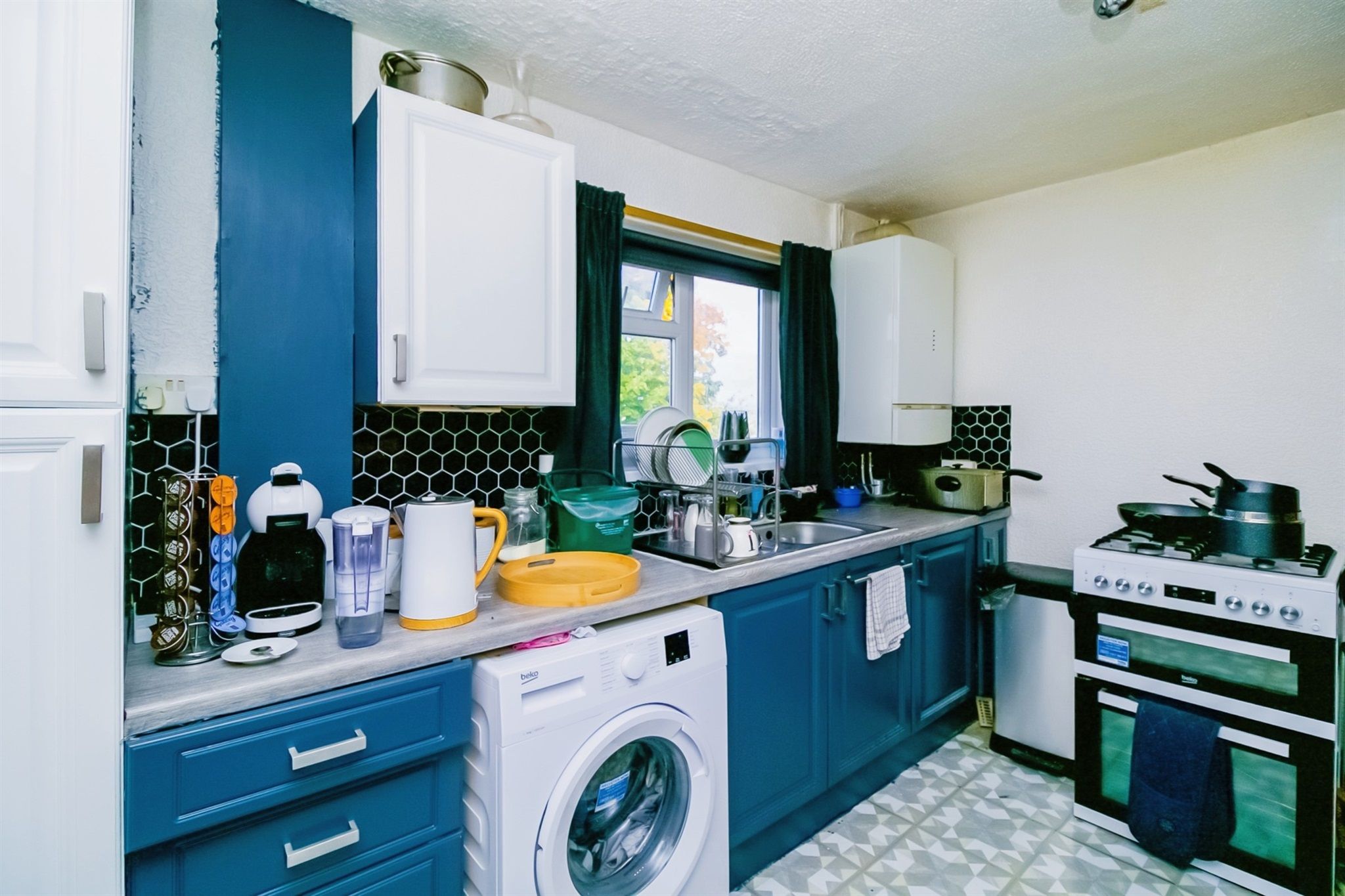 3 bed semidetached house for sale in Warwick Way, Barry CF62 Zoopla