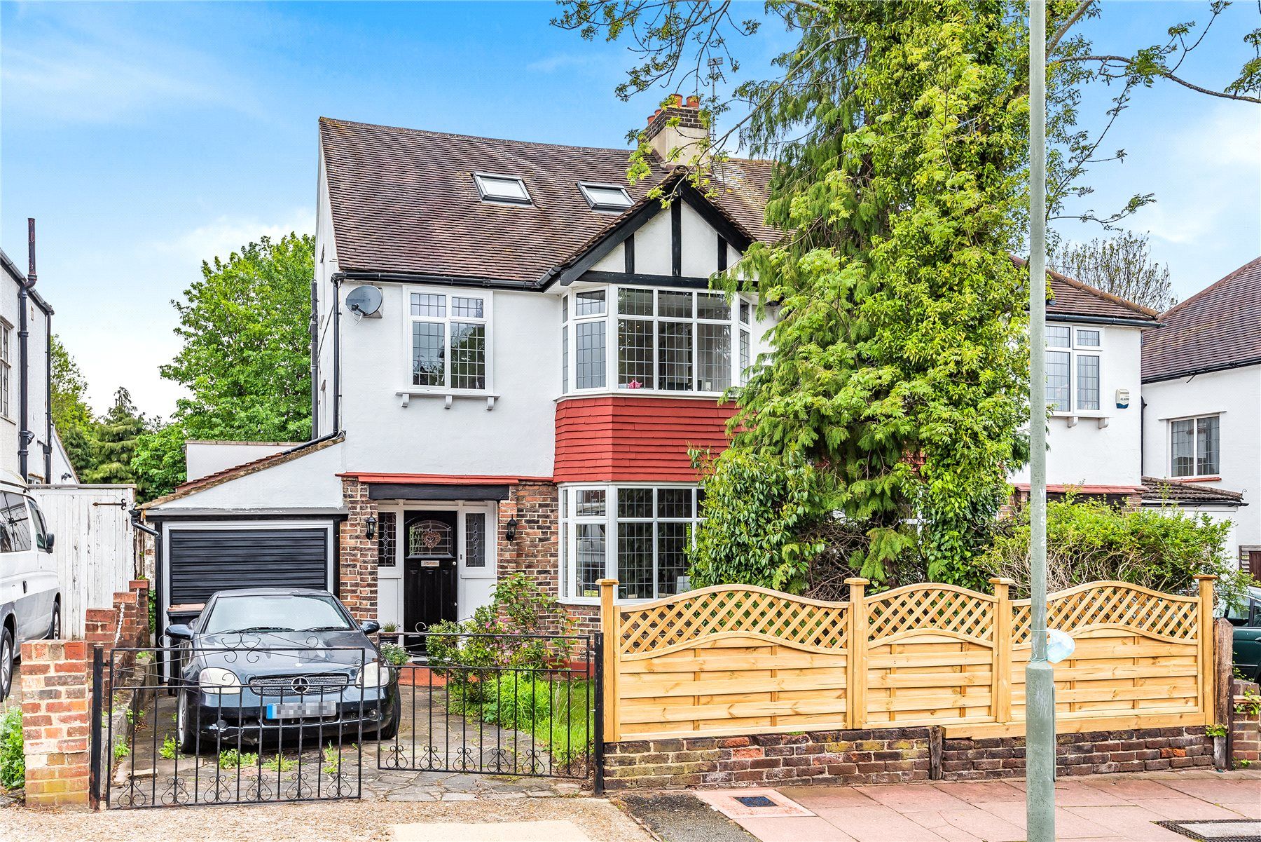 4 bed semidetached house for sale in Woodland Way, West Wickham BR4