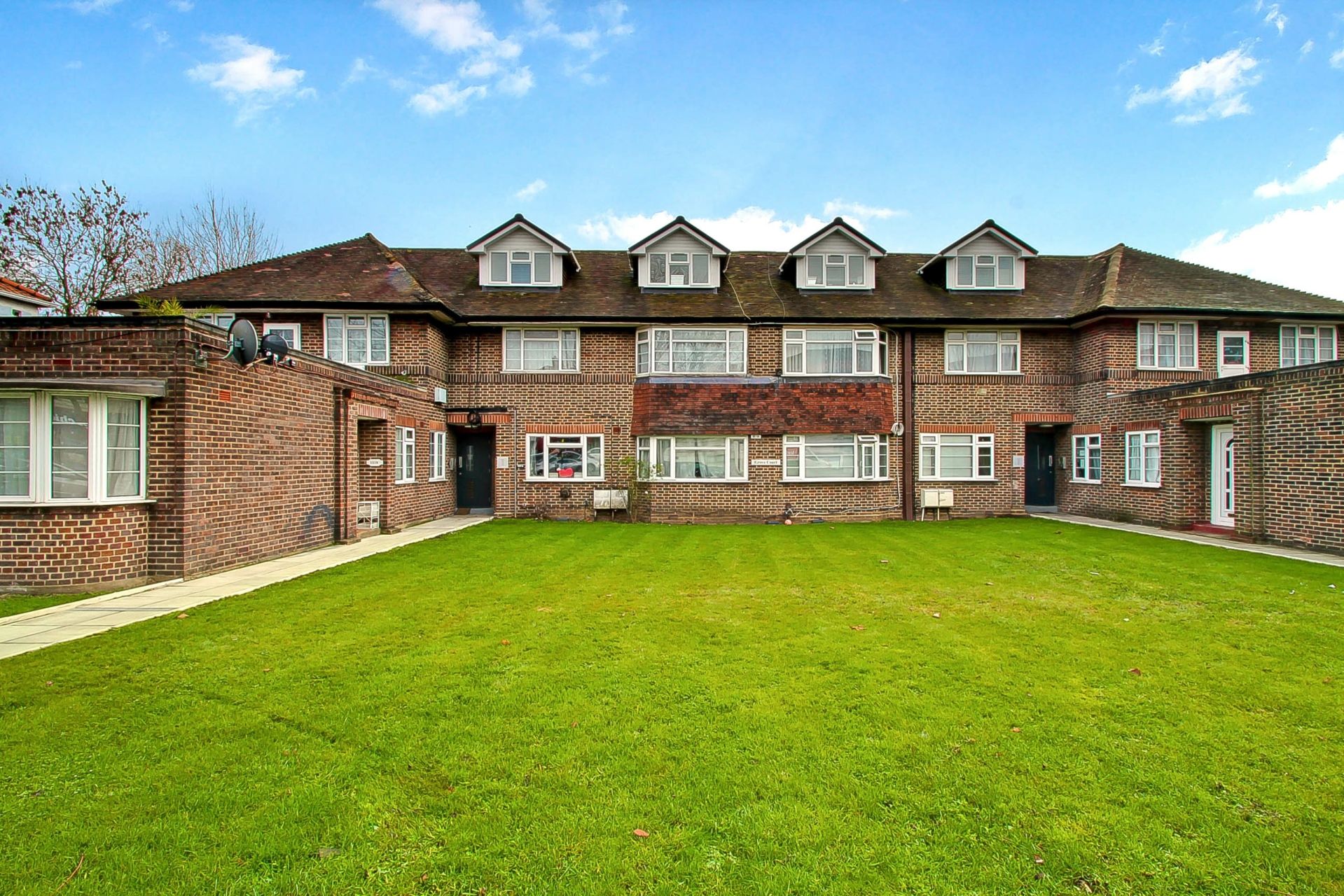 2 bed flat for sale in Greenford Road, Greenford UB6 Zoopla