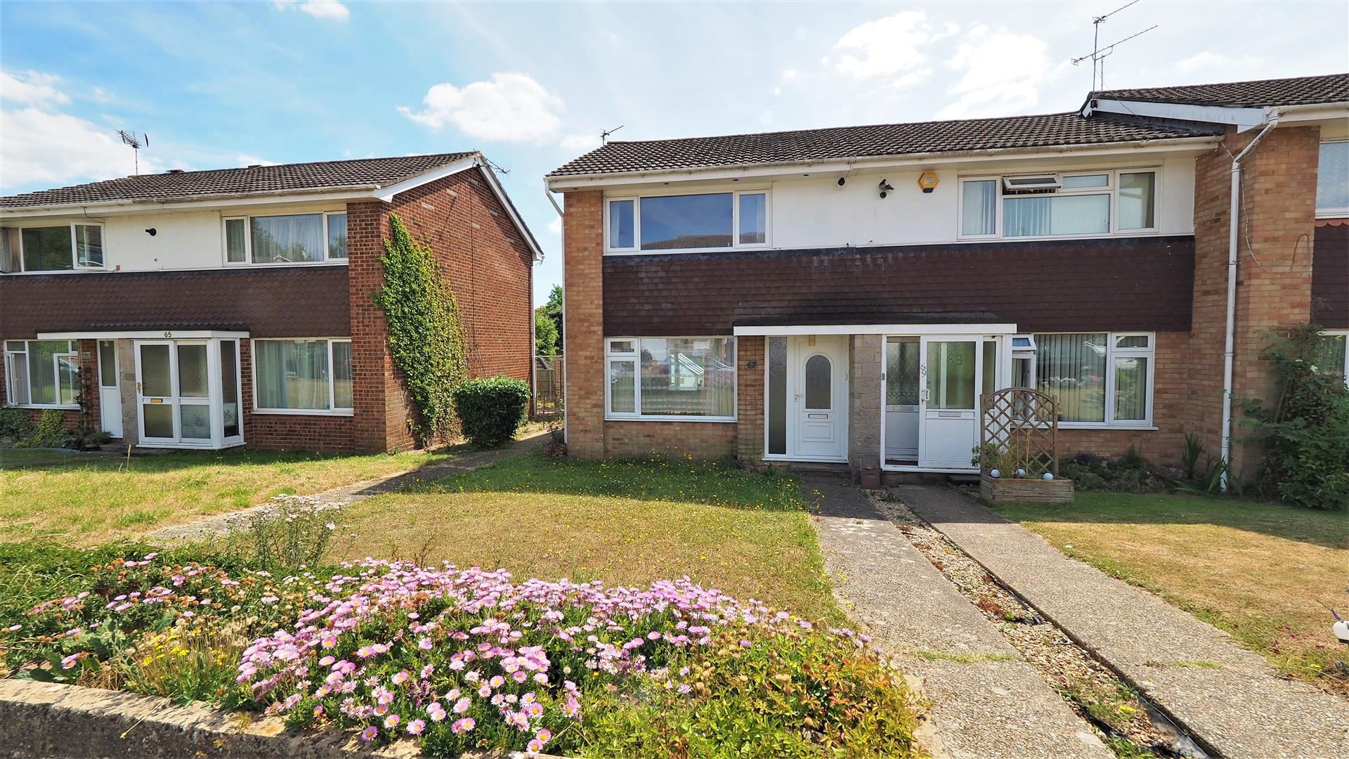 2 bed end terrace house for sale in Merton Road, Bearsted, Maidstone