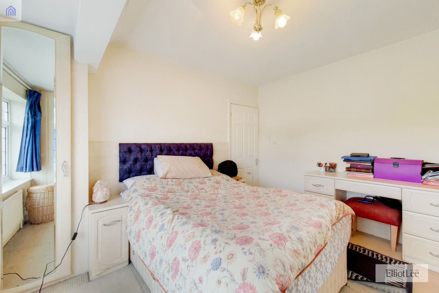 5 bed semidetached house for sale in Middleton Avenue, Greenford UB6