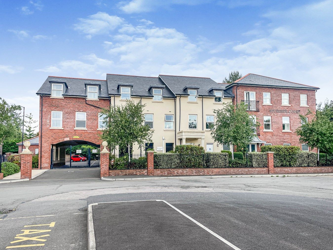 1 bed flat for sale in Monmouth Road, Abergavenny NP7 Zoopla