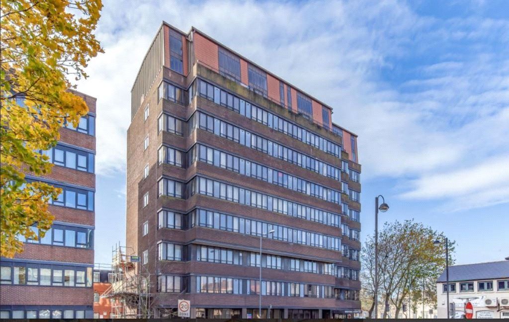 Bridge House Farnsby St Swindon Swindon Wiltshire SN1  