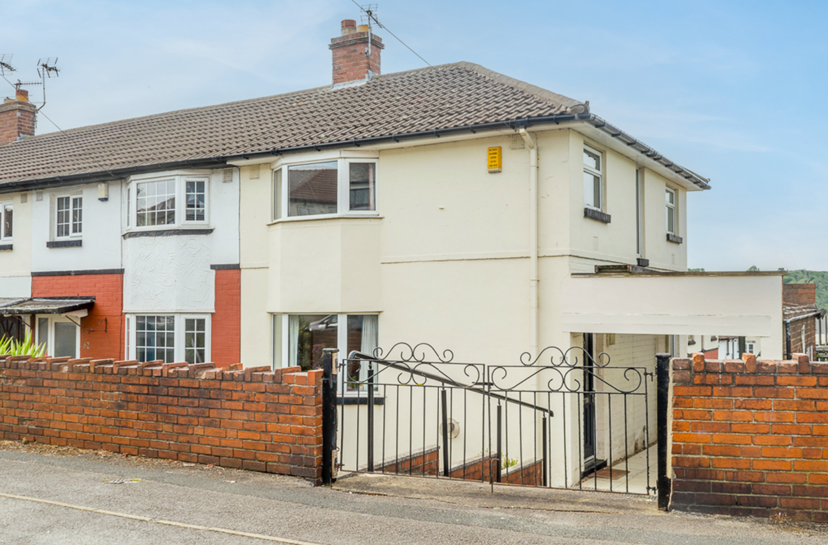 3 bed end terrace house for sale in Burley Wood Crescent, Burley, Leeds