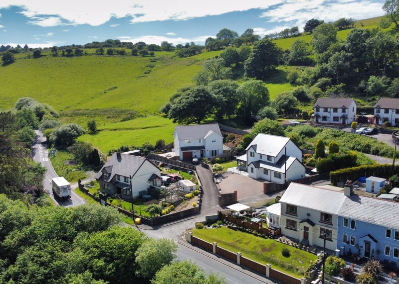 4 bed detached house for sale in Dan Y Derwen, Hillside, Pantyrawel