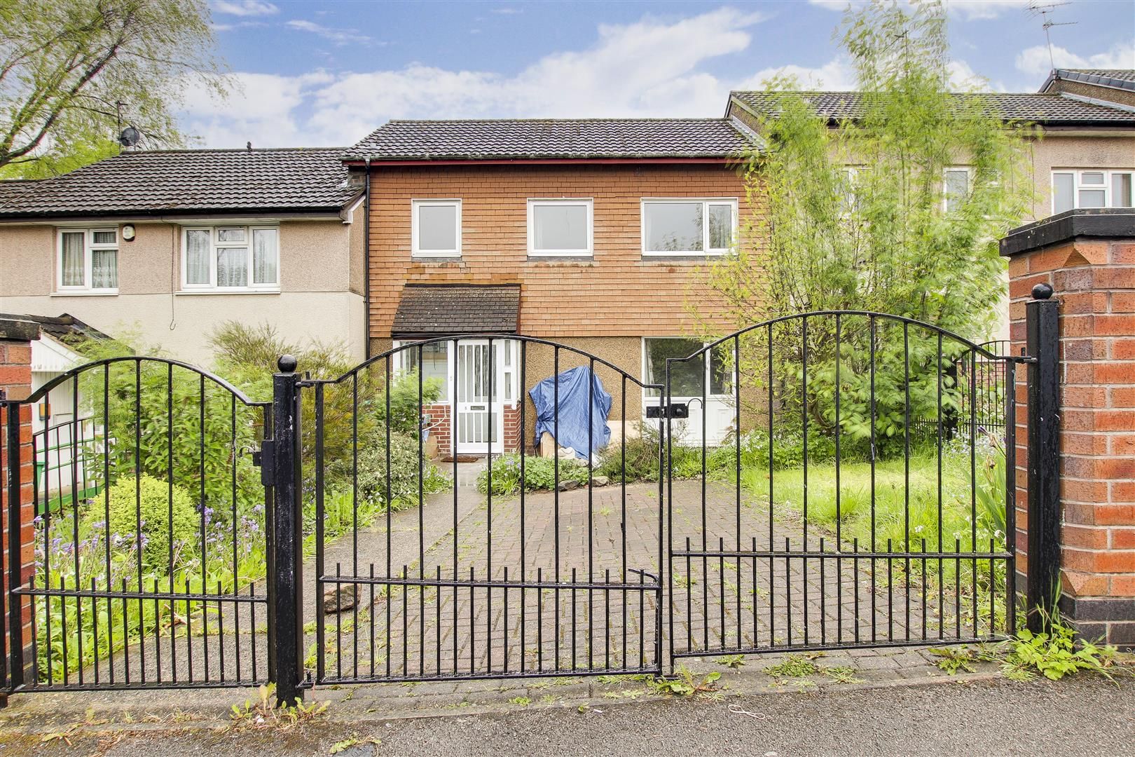 4 bed terraced house for sale in Abbotsford Drive, St. Anns