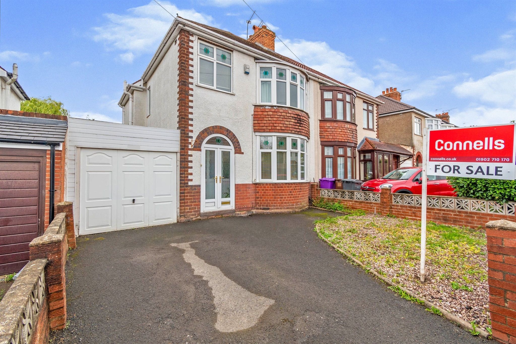 3 bed semidetached house for sale in Burland Avenue, Claregate