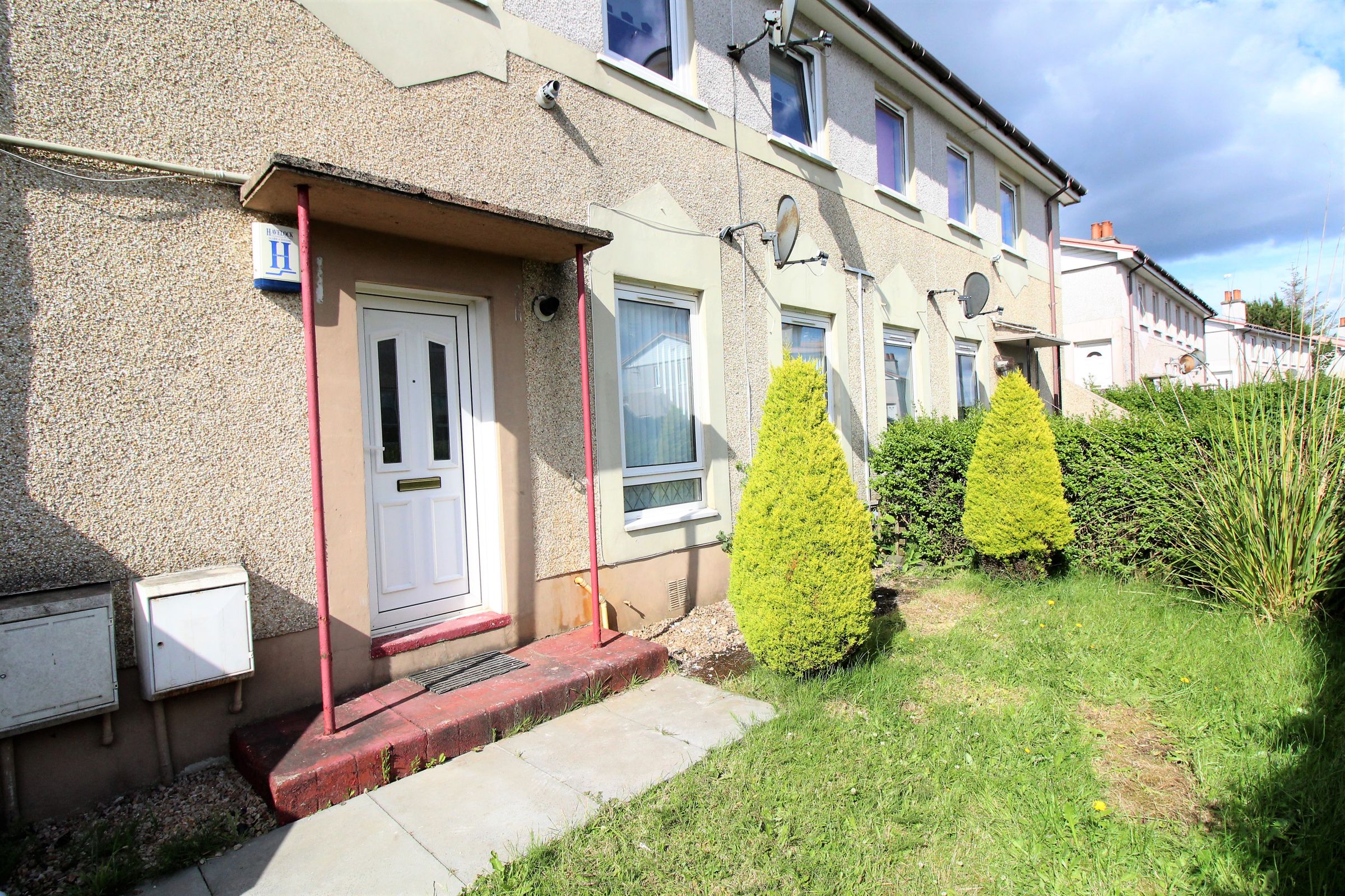 2 bed flat for sale in Vanguard Street, Clydebank G81 Zoopla