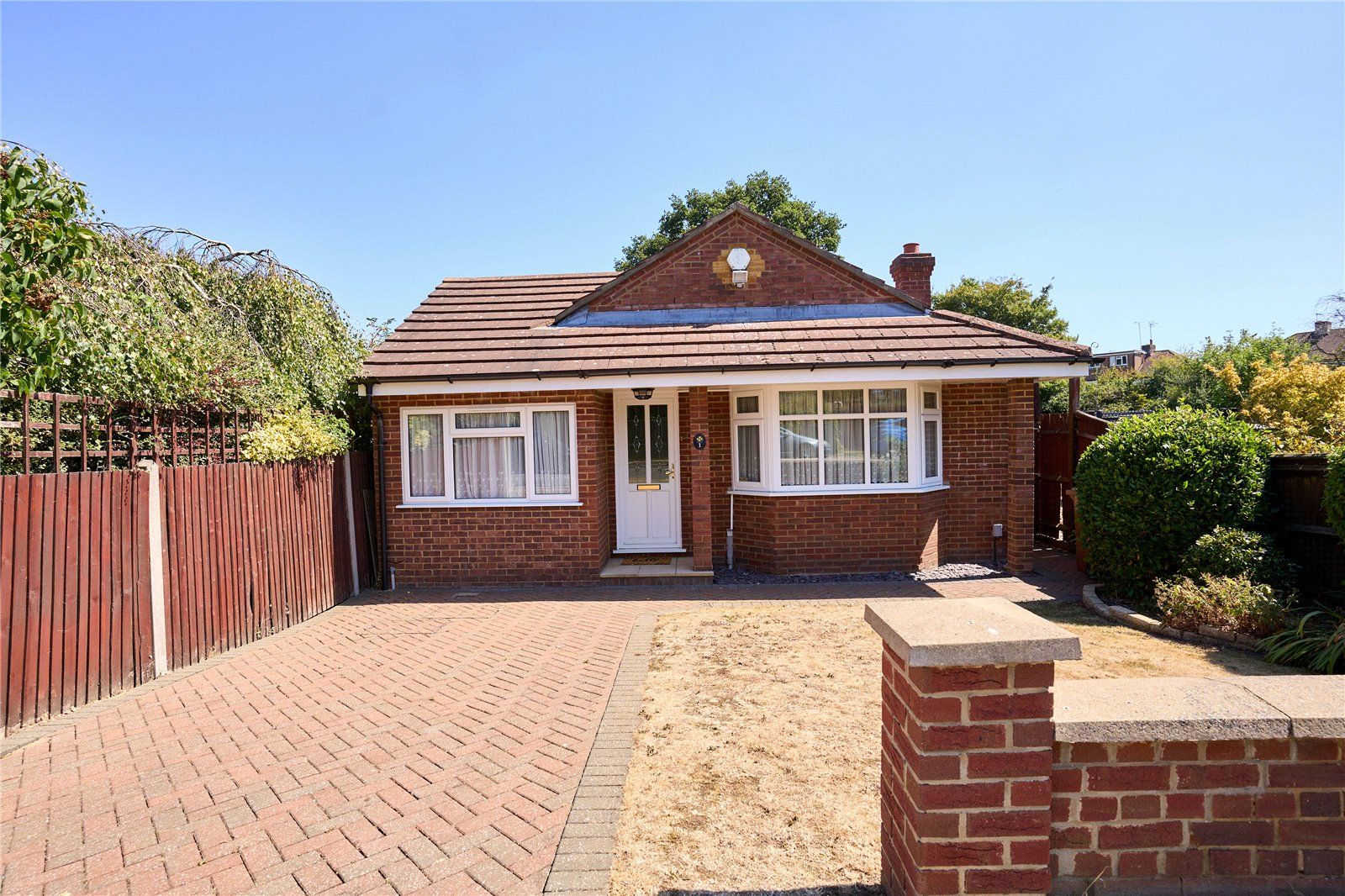 3 bed detached house for sale in Berkeley Close, Potters Bar