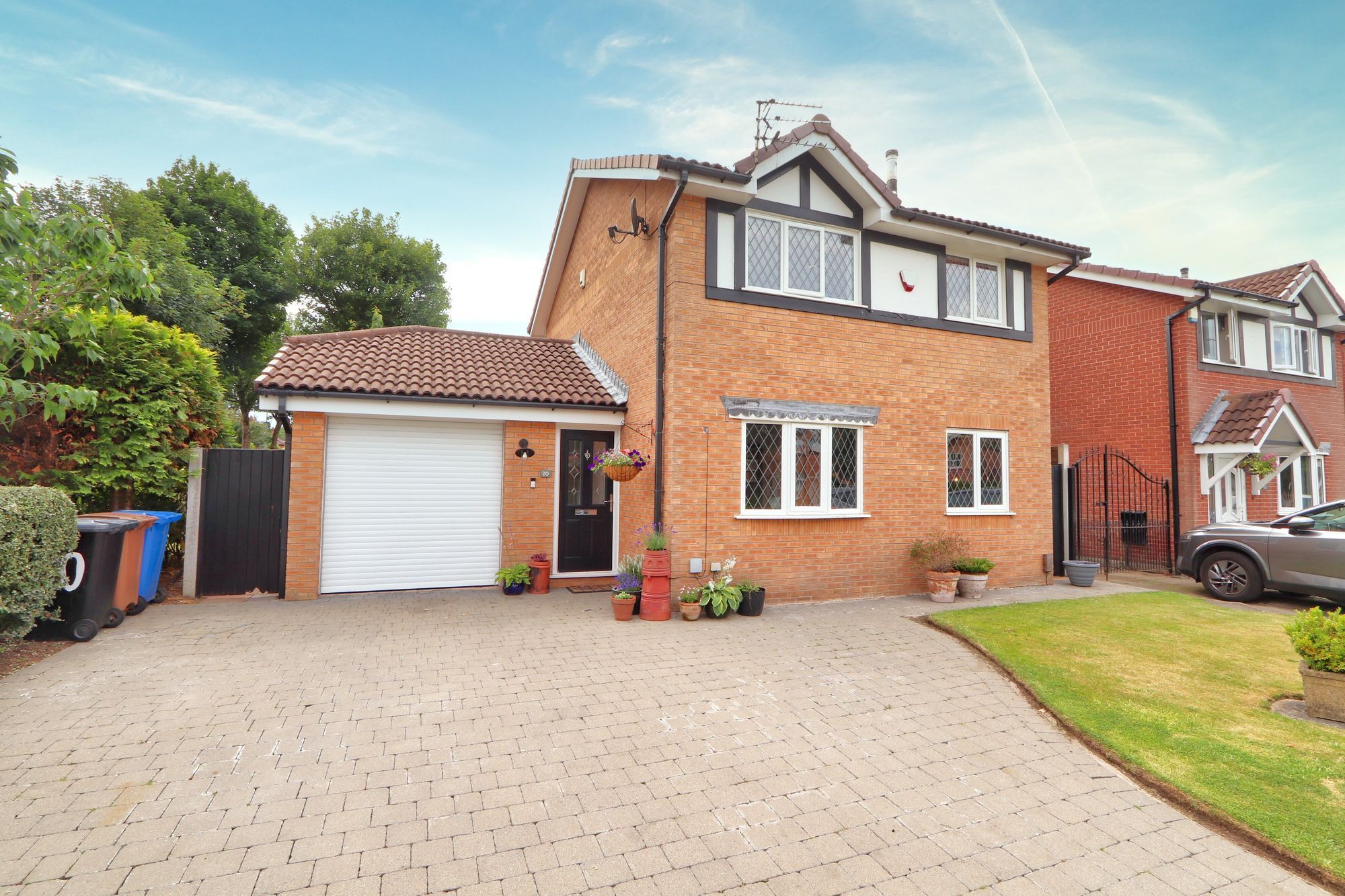 4 bed detached house for sale in Merrydale Avenue, Eccles M30 Zoopla