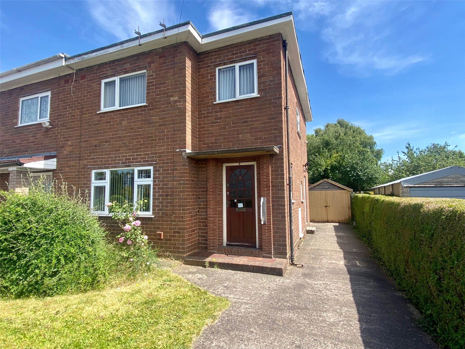 3 bed semidetached house for sale in Winston Drive, Donnington