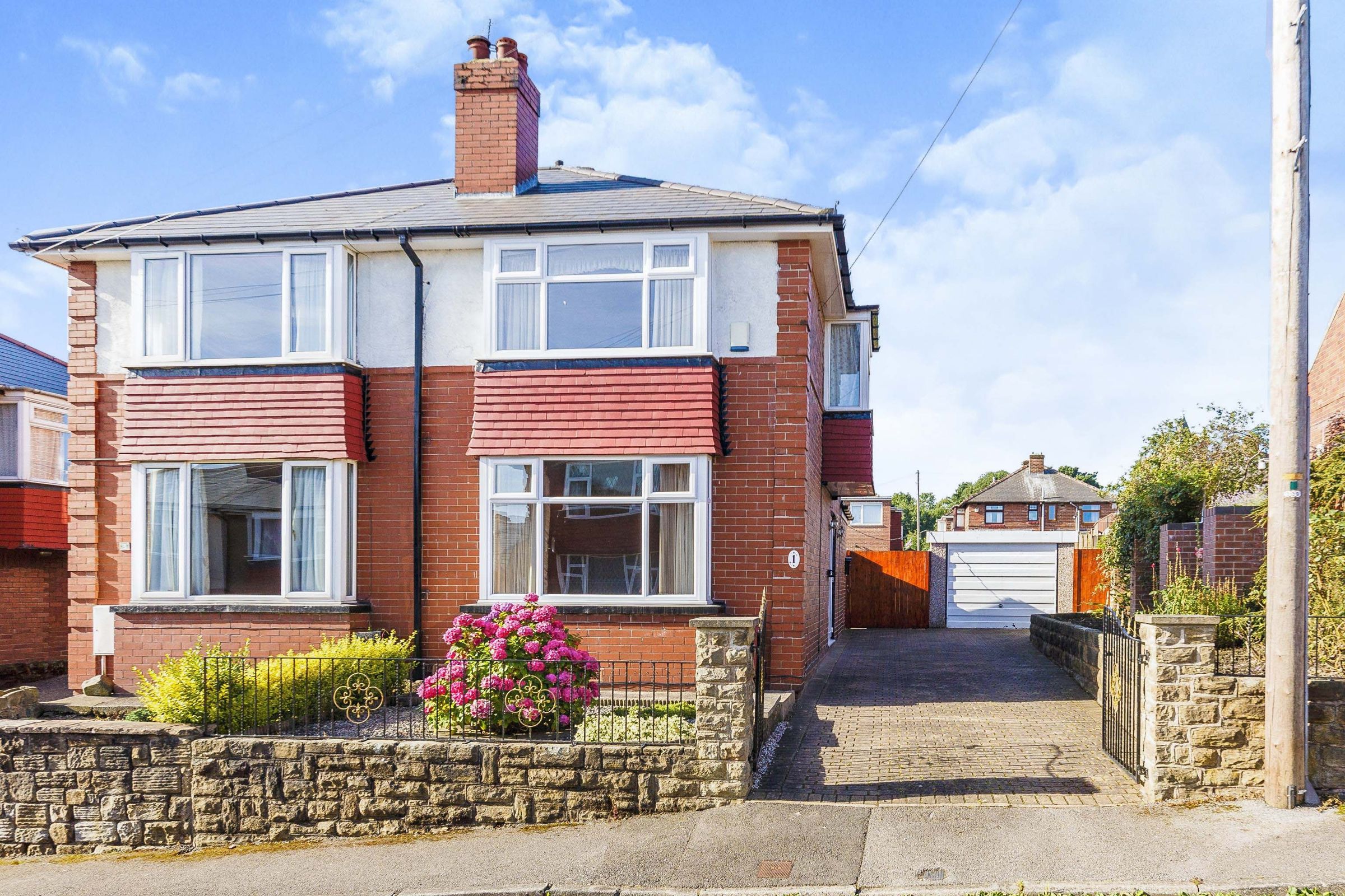 3 bed semidetached house for sale in Frederick Avenue, Barnsley S70