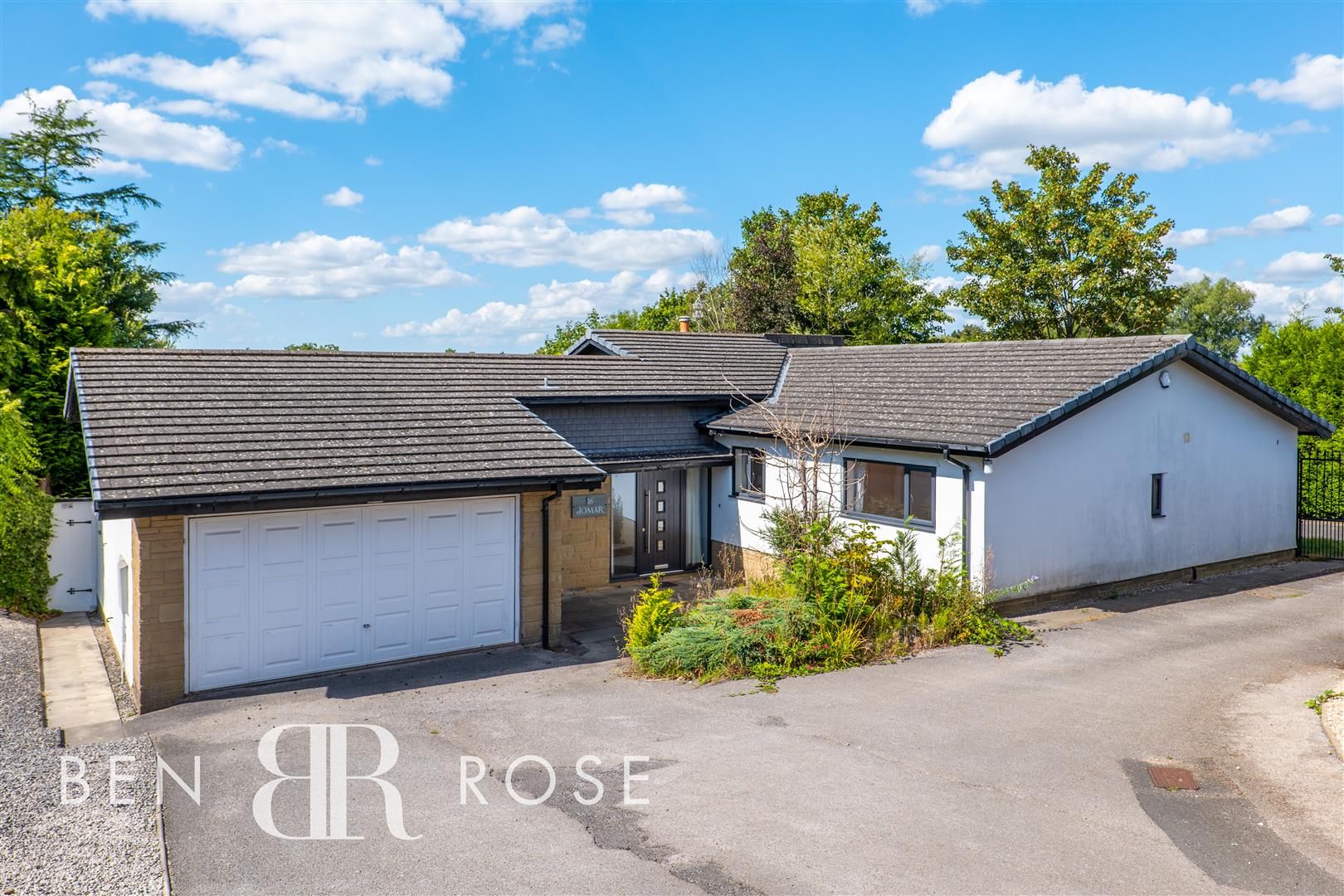 4 bed detached bungalow for sale in Balmoral Road, Chorley PR7 Zoopla