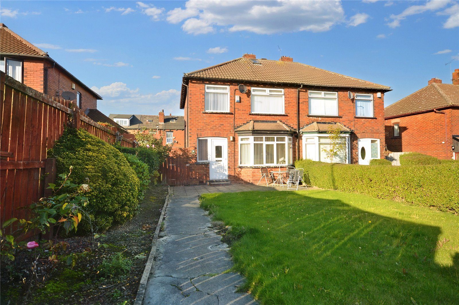 3 bed semidetached house for sale in Lingwell Crescent, Middleton, Leeds LS10 Zoopla