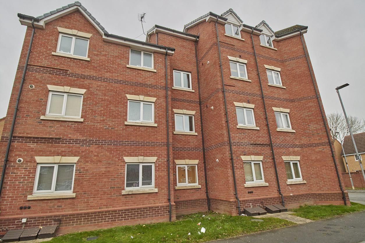 2 bed flat for sale in Pickering Close, Stoney Stanton, Leicester LE9