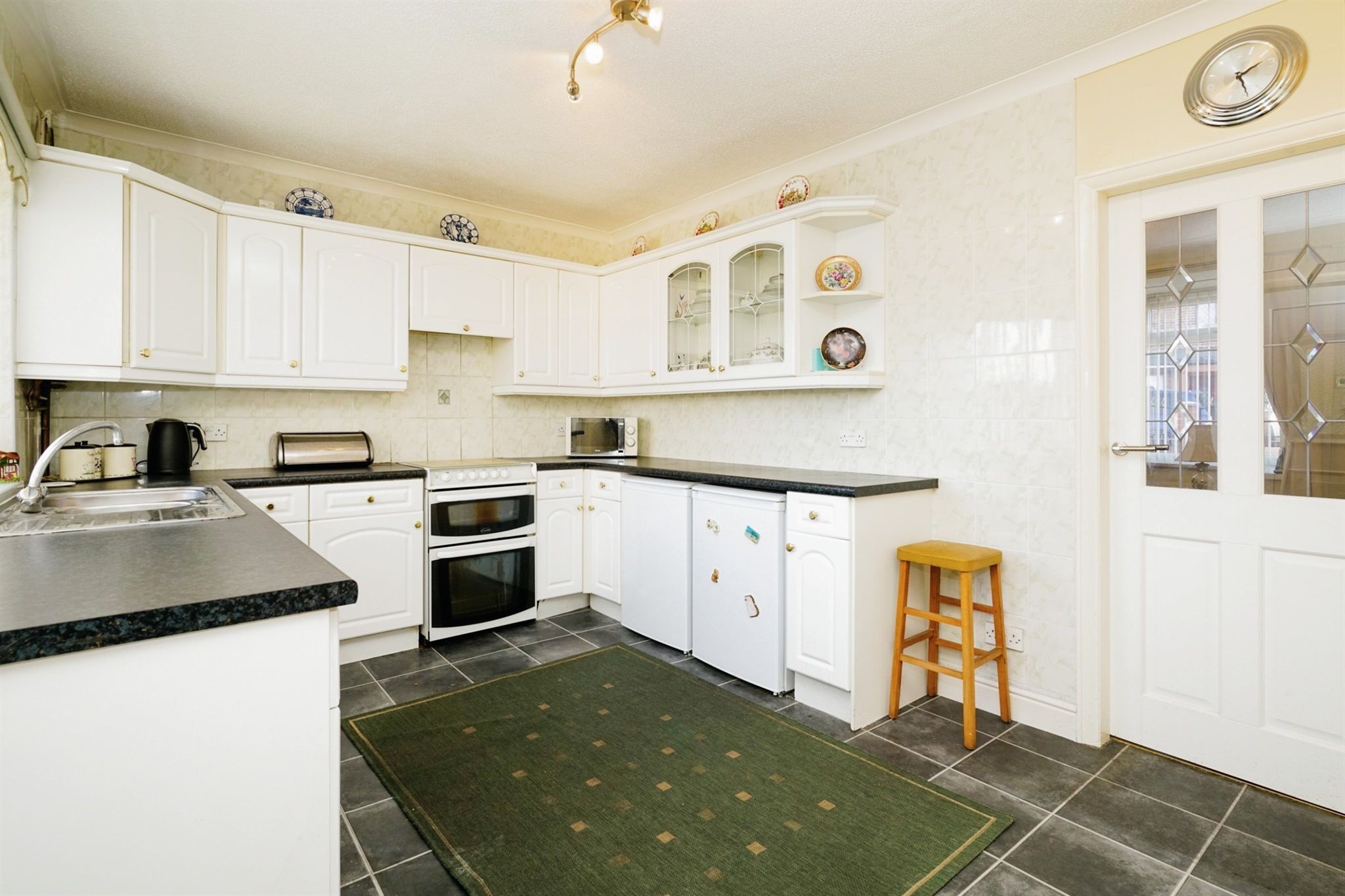 2 bed end terrace house for sale in Westbury Place North, Hunslet