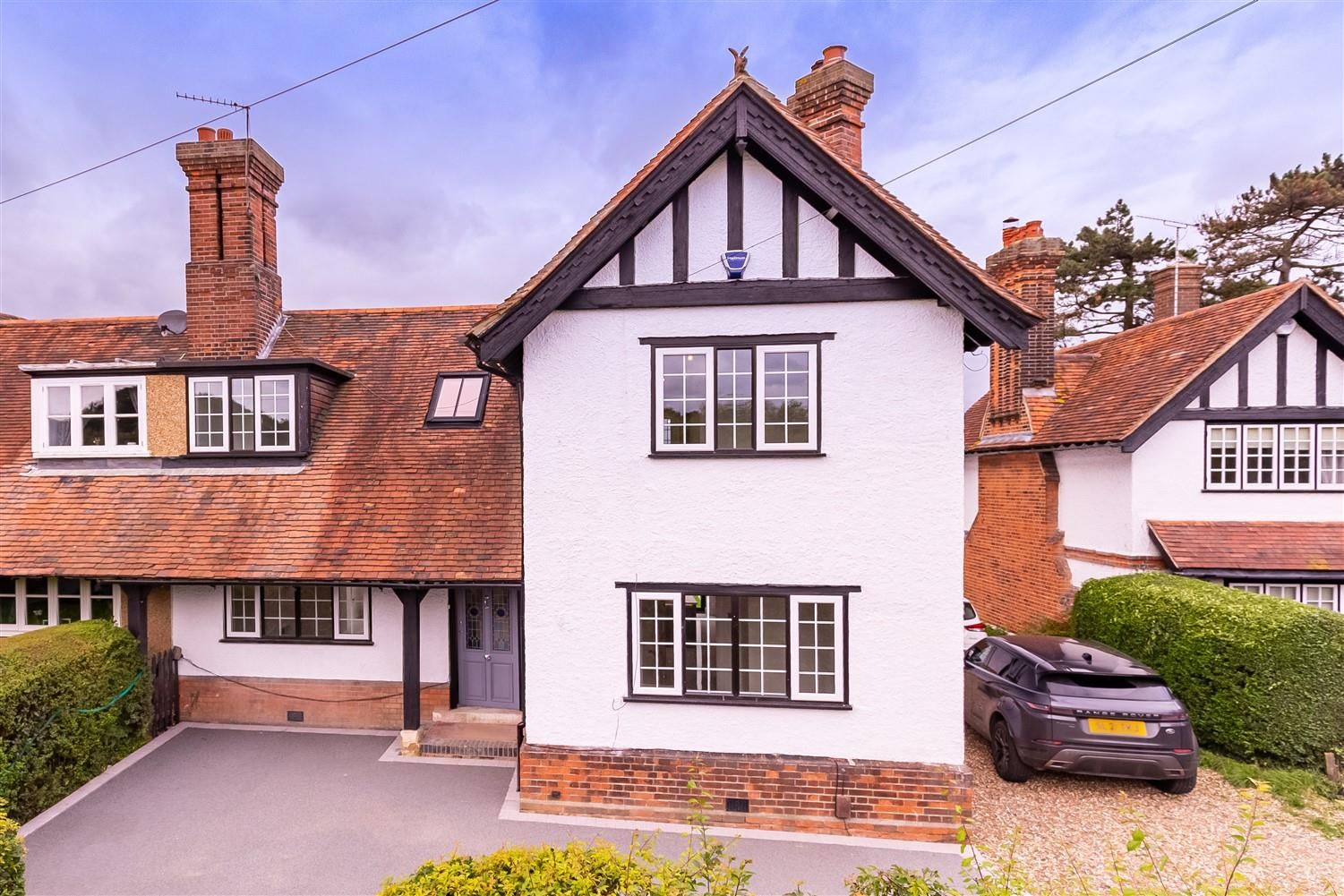 High Road, Epping CM16  