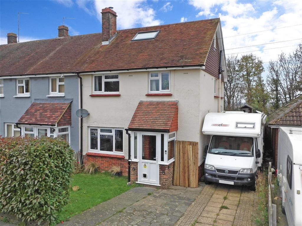3 bed end terrace house for sale in Queens Road, Lewes, East Sussex BN7