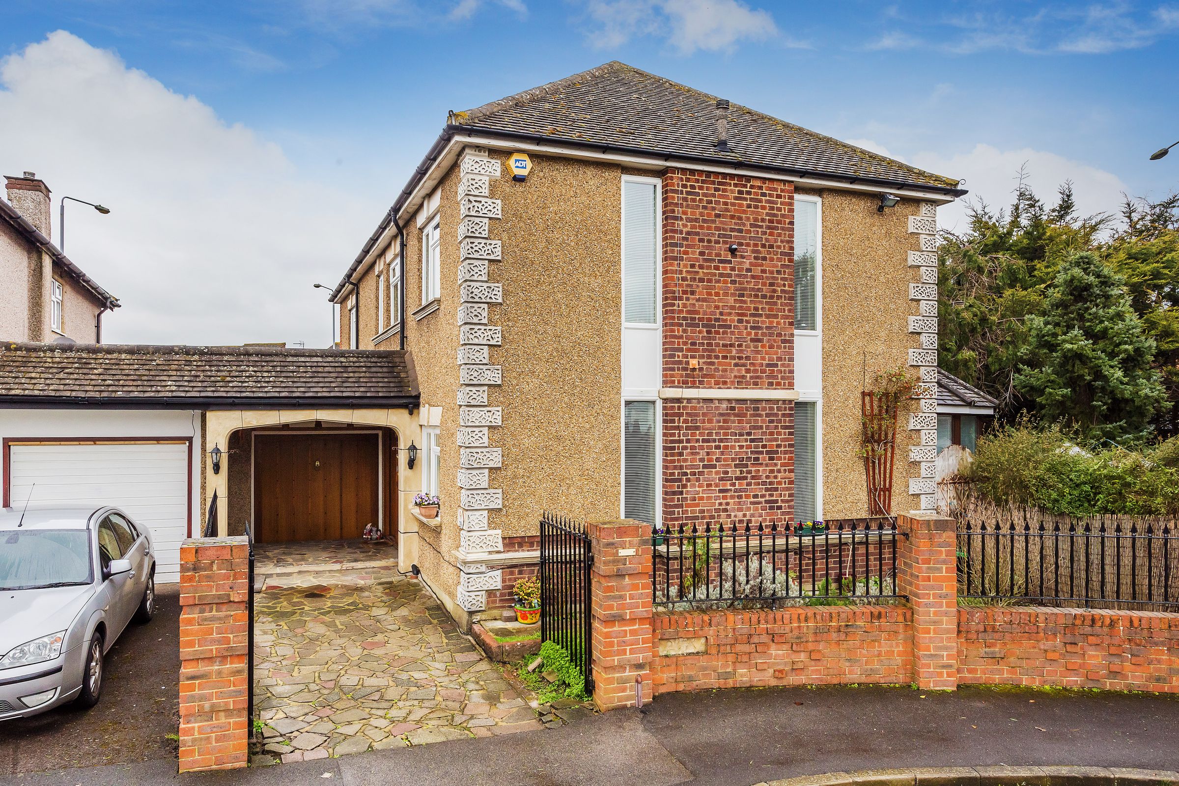 Ref Sm - Croydon Road, West Wickham BR4  
