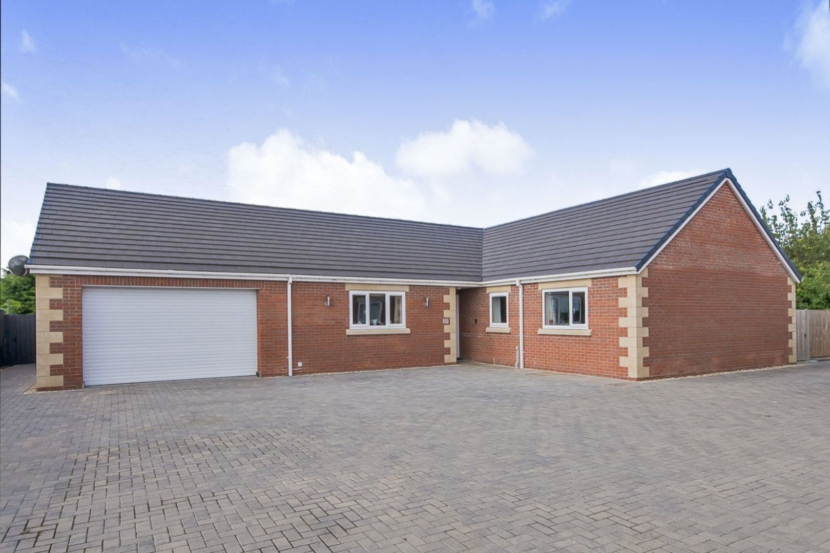 4 bed detached bungalow for sale in Sarah Gate Lane, Spalding PE11 Zoopla