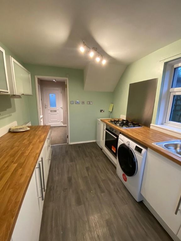 2 bed semidetached house to rent in Shanks Avenue, Barrhead, East