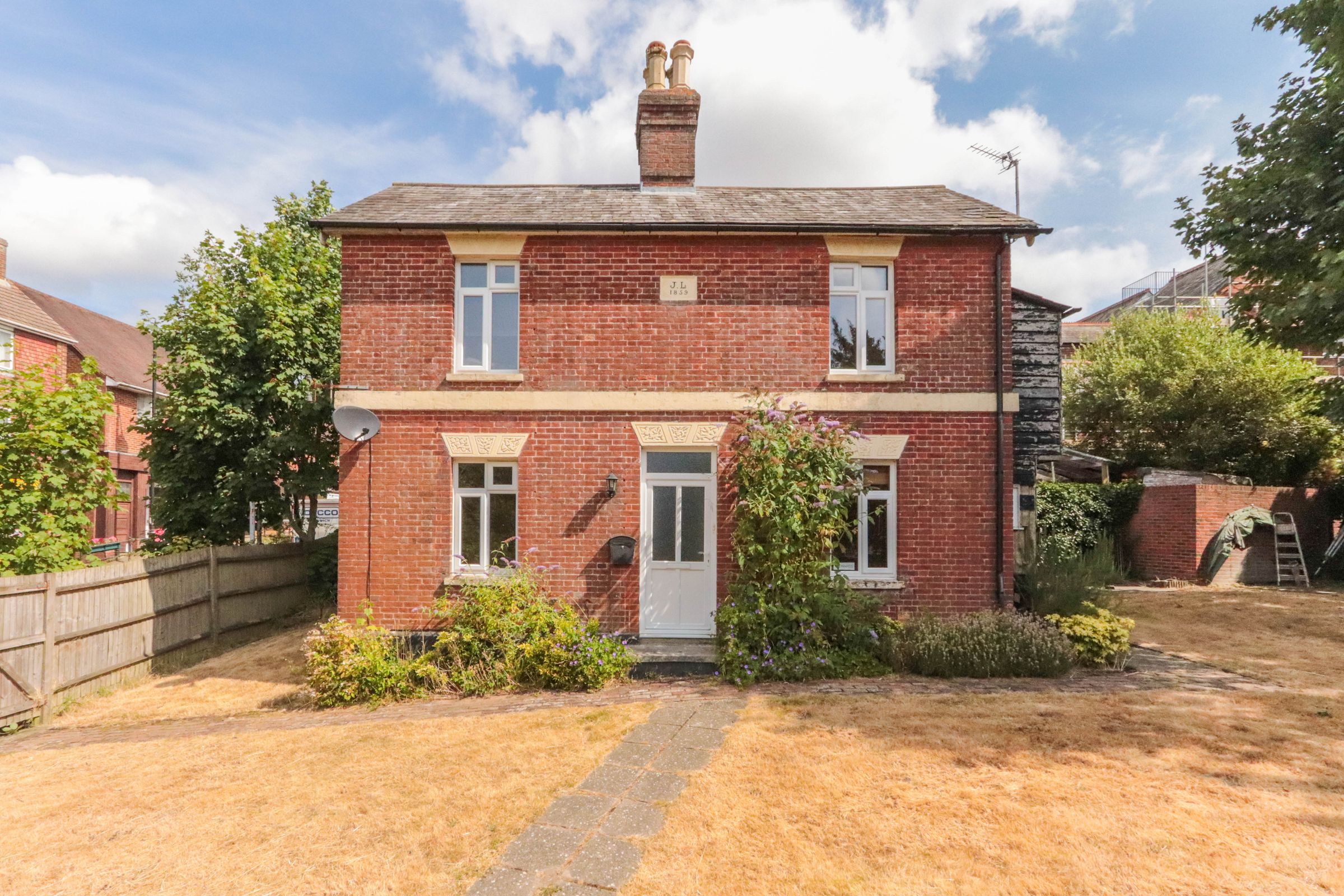 2 bed detached house for sale in Highgate Hill, Hawkhurst, Cranbrook