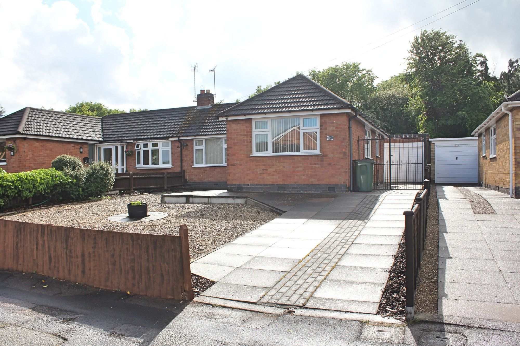 2 bed semidetached bungalow for sale in Brixham Drive, Wigston