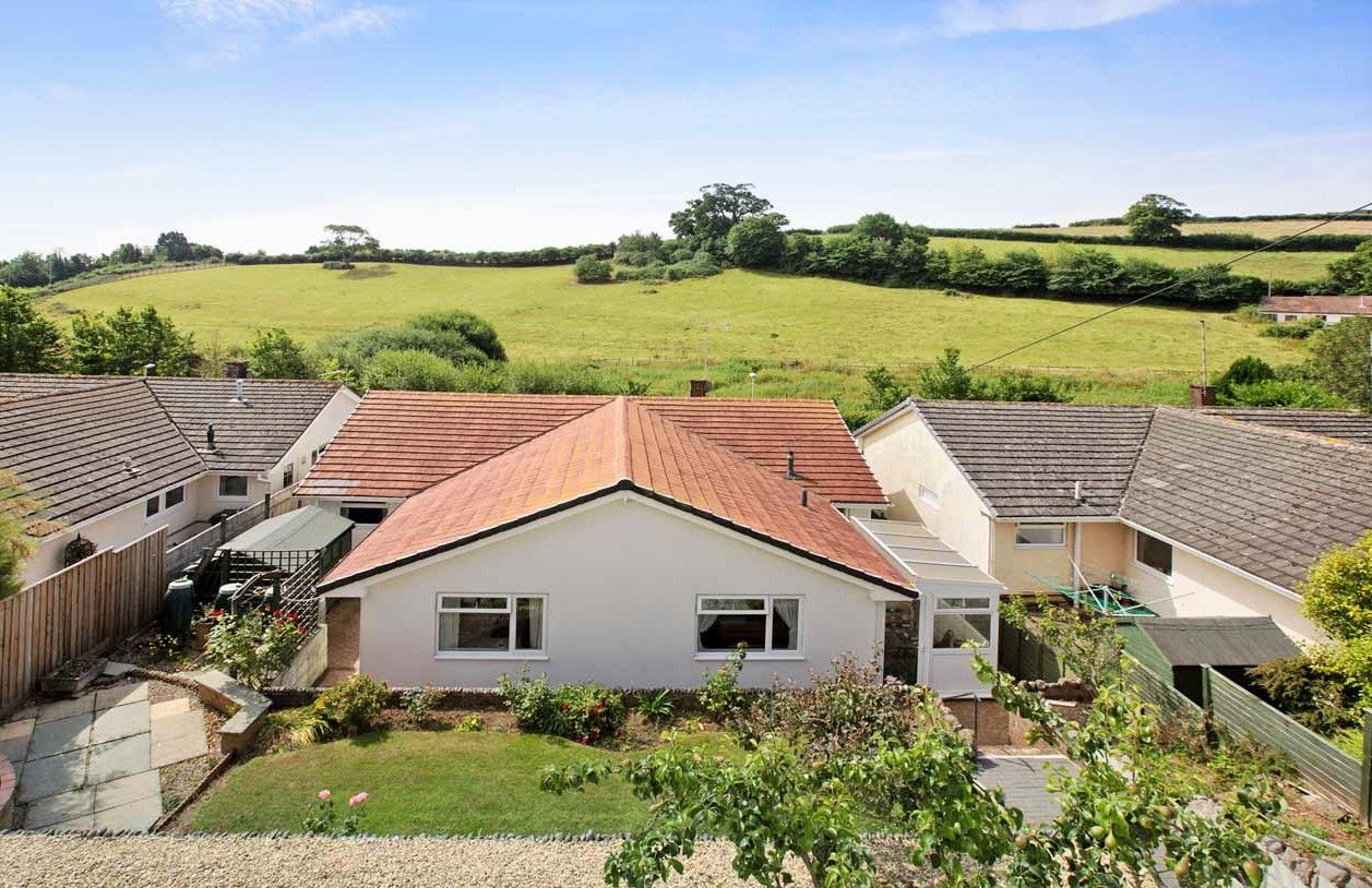 3 bed detached bungalow for sale in Hall Lane, Dawlish EX7