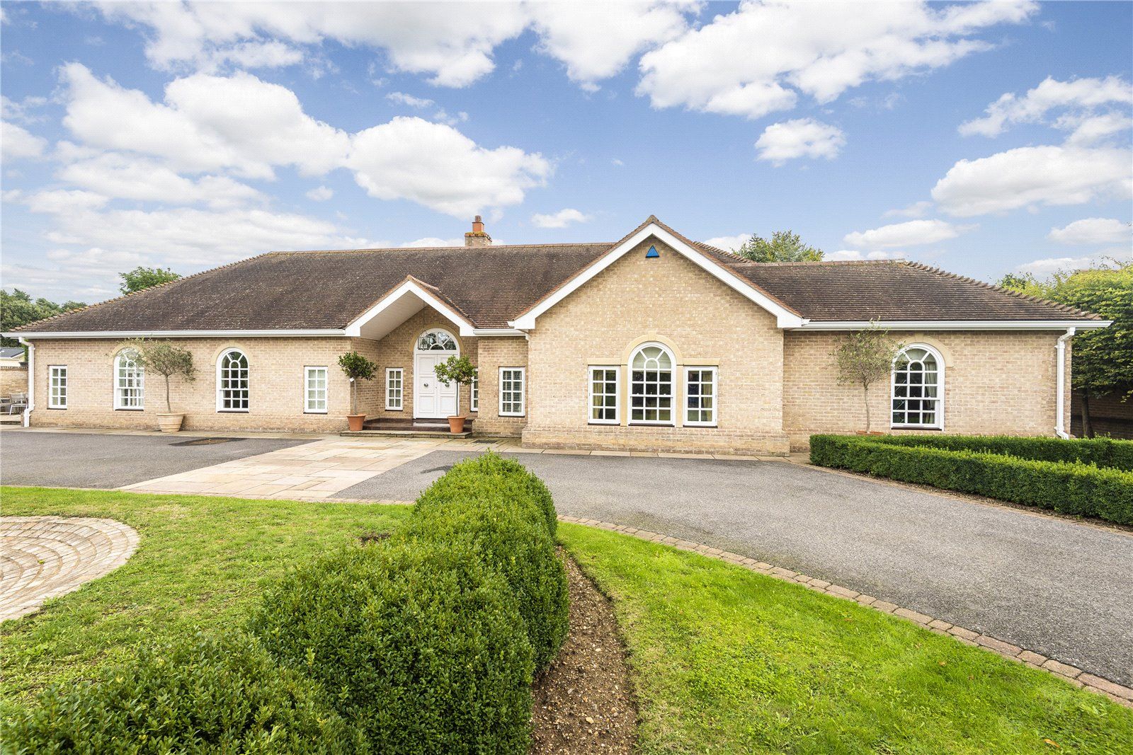 The Avenue, Godmanchester, Huntingdon, Cambridgeshire PE29  
