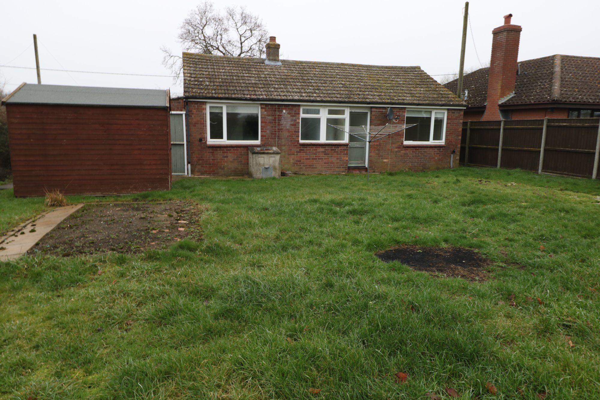 2 bed detached bungalow to rent in Heywood Road, Shelfanger, Diss IP22