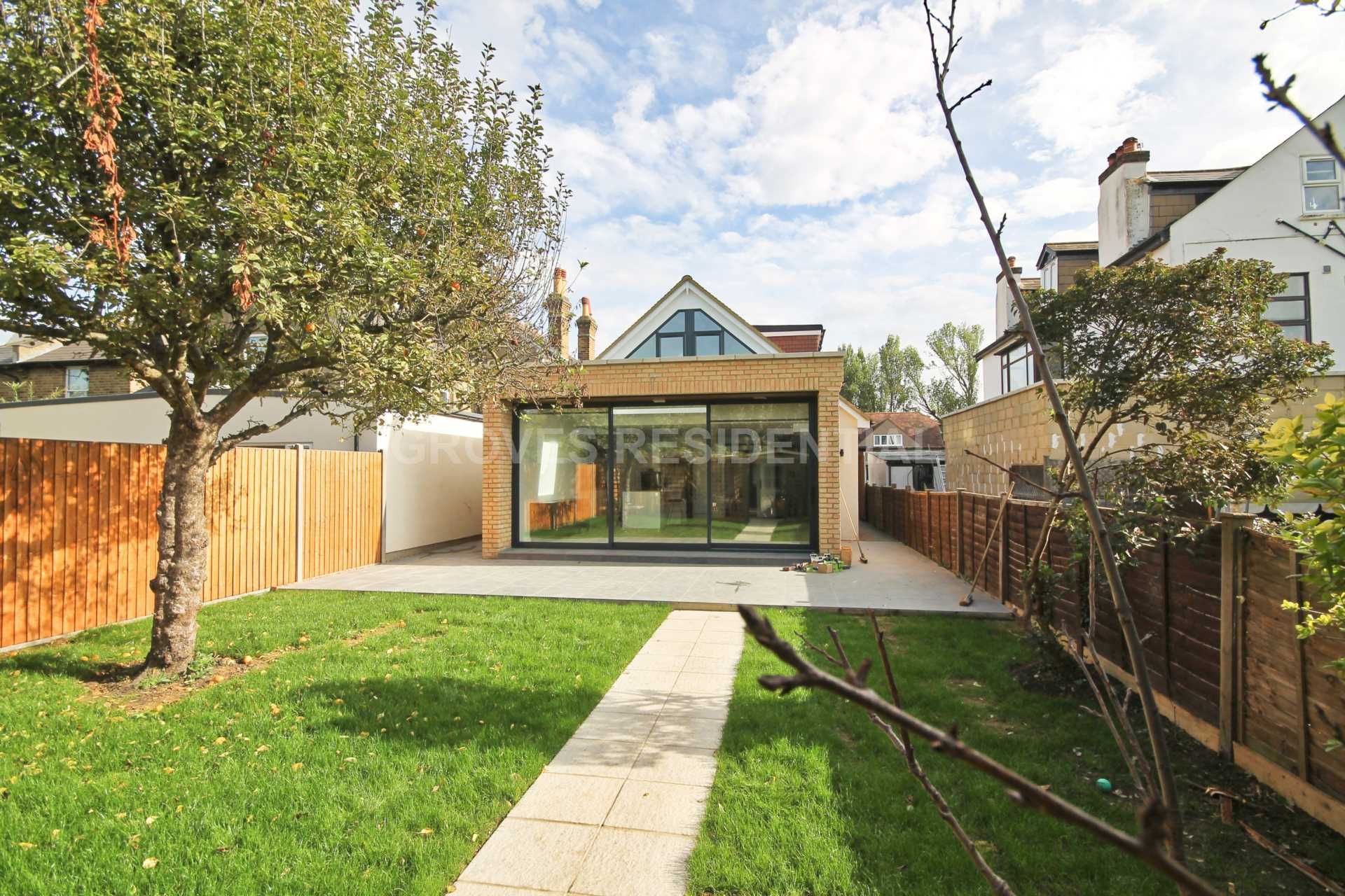 5 bed semidetached house to rent in Montem Road, New Malden KT3 Zoopla