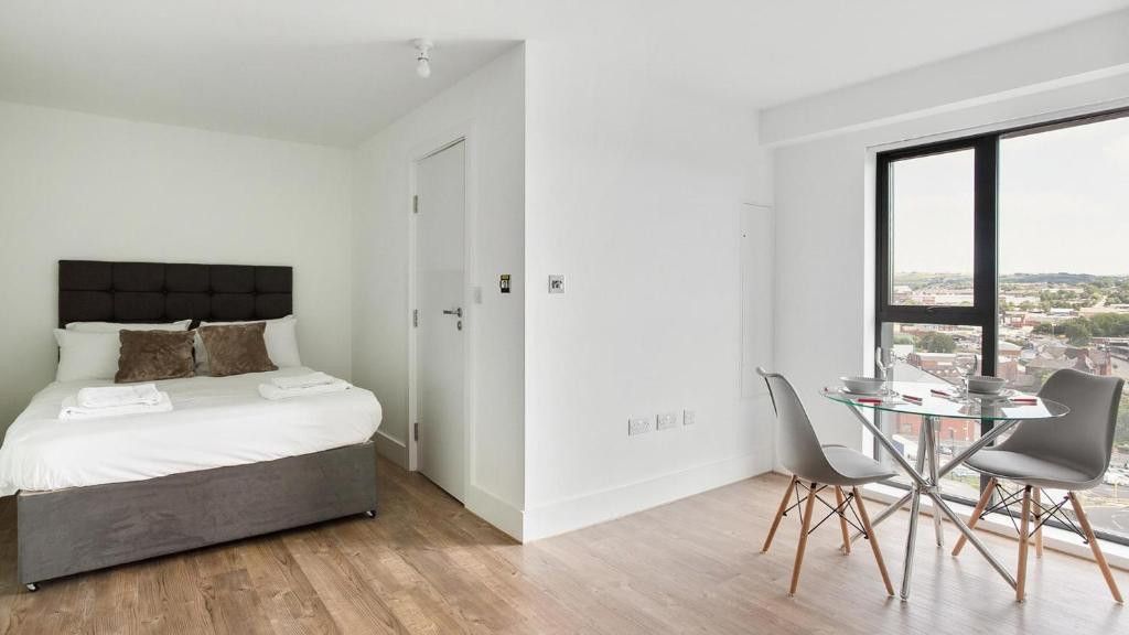 Scholes Street, Lancashire OL1  