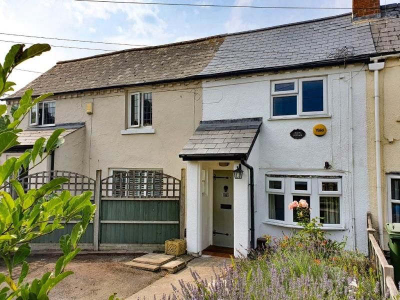 2 bed terraced house to rent in Painswick Road, Matson, Gloucester GL4