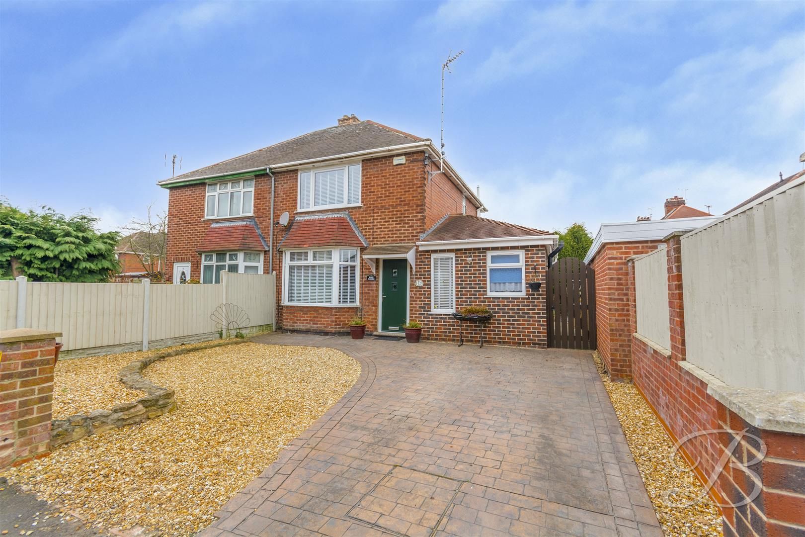3 bed semidetached house for sale in Station Road, Langwith Junction
