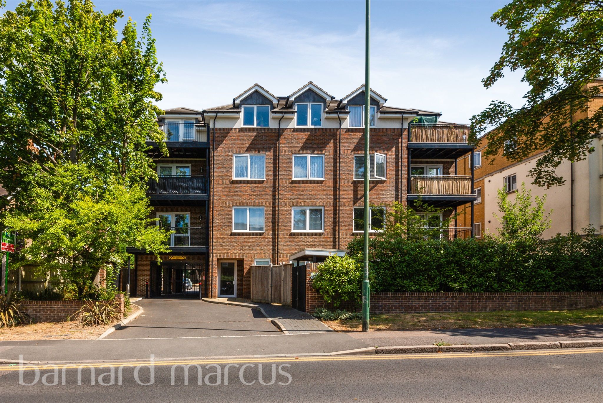 1 bed flat for sale in Woodcote Road, Wallington SM6 Zoopla