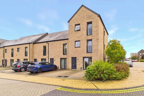 19 Broomview Path, Sighthill, Edinburgh EH11