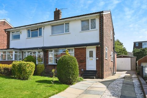 Layton Park Croft, Rawdon, Leeds LS19