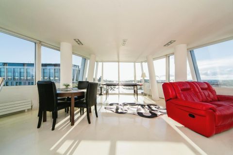 Apartment in Liverpool - View 2