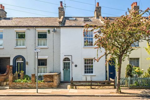 Sefton Street, London SW15