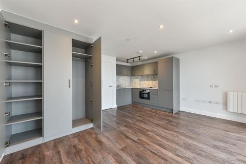 Brunel House, The Hard, Portsmouth PO1, Studio to rent